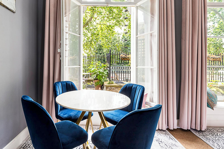 Others 5, Chic 1 Bedroom Parkview Flat At Arundel Square, London