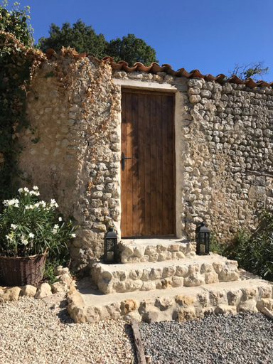 Others 2, Les Ombrieres, Charente