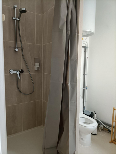 Bathroom 4, La Grimodiere Chambre en rez de chaussee, Calvados