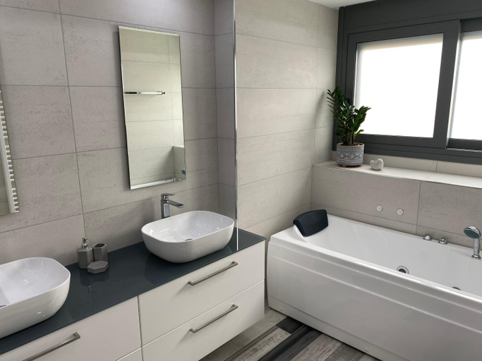 Bathroom 2, Maria Luxury Villa, Peloponnese