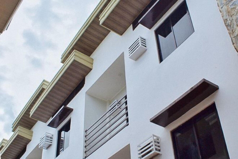 Exterior & Views, Reddoorz Hostel @ St. Paul Village Lapulapu, Lapu-Lapu City