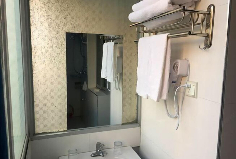 Bathroom, Ninghua Jingtai Business Hotel, Sanming