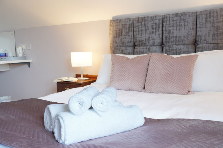 Bedroom 2, Ashville Guesthouse