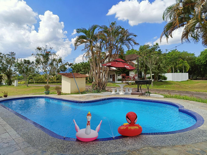 Swimming Pool 9