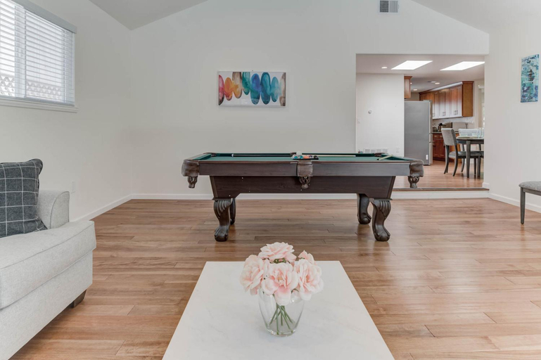 Others 5, @ Marbella Lane - Boho 'n Sleek Rtreat Pool Tble, Alameda