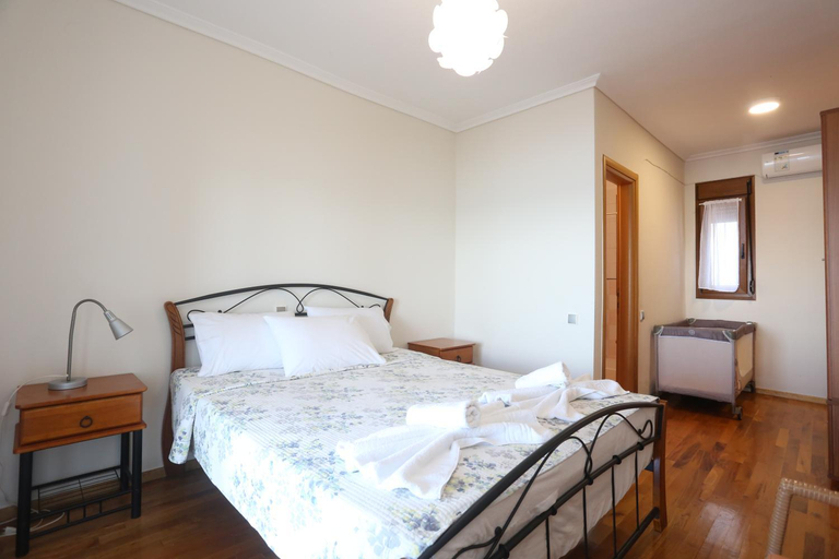 Others 2, Villa Omega - Beachfront, Garden, BBQ, Central Macedonia