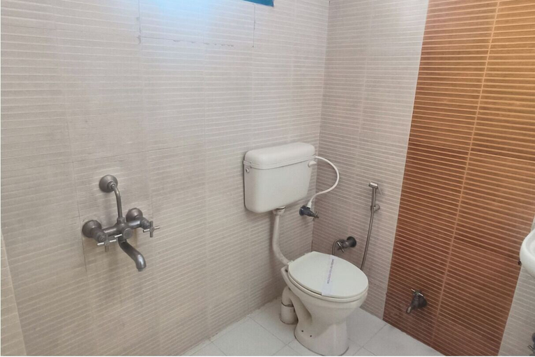 Bathroom 4, Hotel Exotic, Ahmadabad