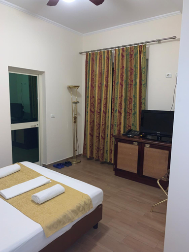 Bedroom 2, HOTEL ARANDI AG, Tiranës