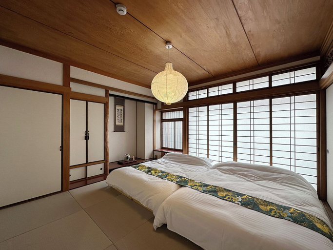 Bedroom 2, Eight Valley Nakamachi, Hiroshima