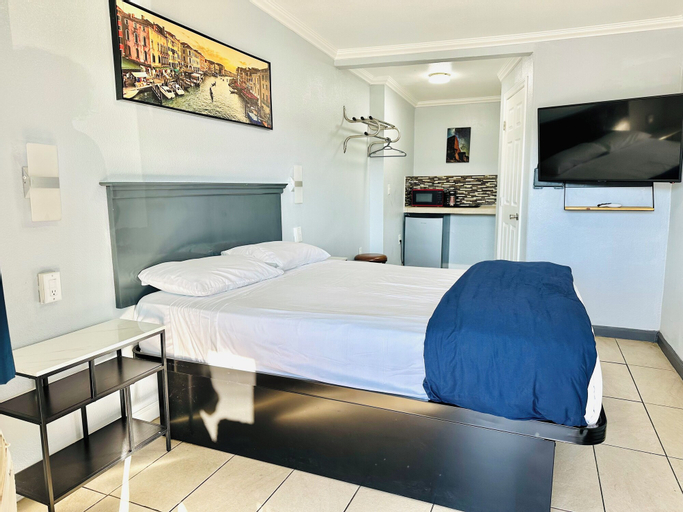 Bedroom 11