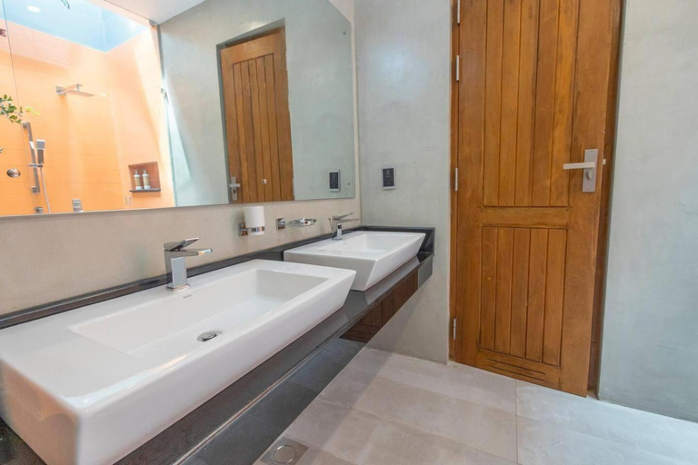 Bathroom 3, Villa Ananta - 2 Bedrooms With Pool, Hikkaduwa