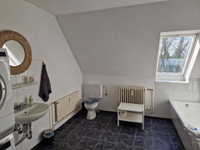 Bathroom 3, Wohnen am Wasserschloss Sandizell, Neuburg-Schrobenhausen