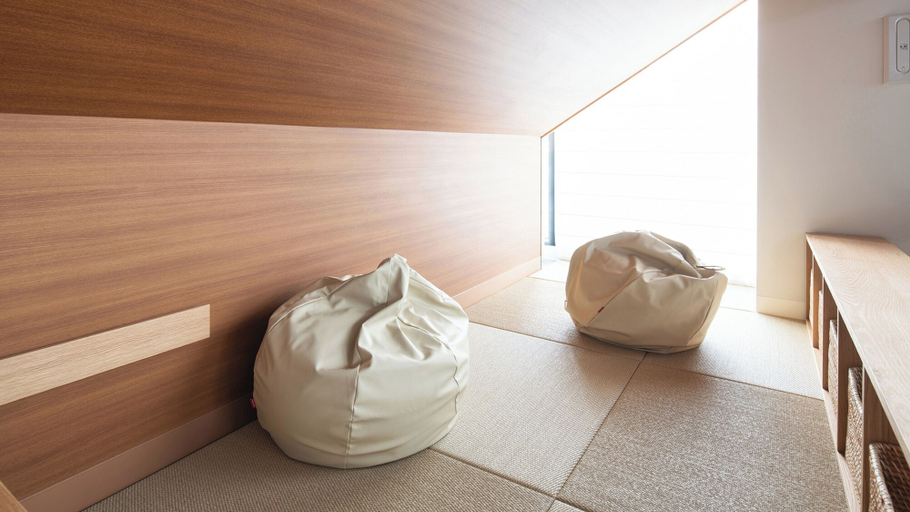 Bedroom 3, REF Okinawa Arena by VESSEL HOTELS, Kadena