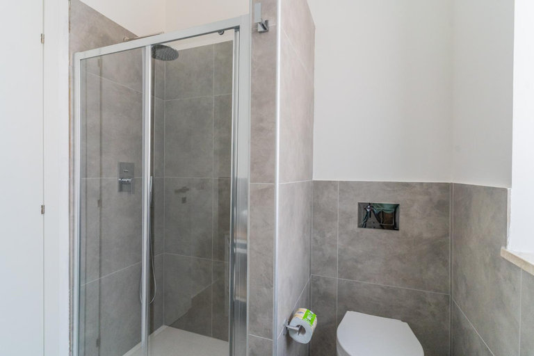 Bathroom 3, Marina di Modica - Via Gioia, Ragusa