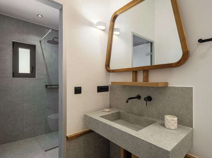 Bathroom 4, Nontas Suites, Crete