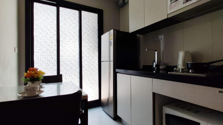 Dining Room 8