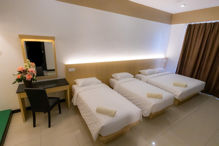 Bedroom 9