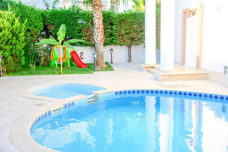 Swimming pool 5, BELEK PRIVATE VILLA WITH POOL NEAR THE beach, Serik