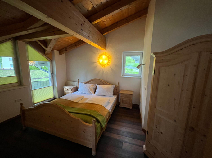 Others 4, Armelen Villa, Imst