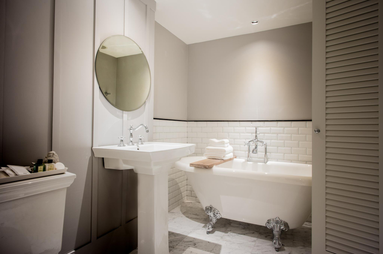 Bathroom 3