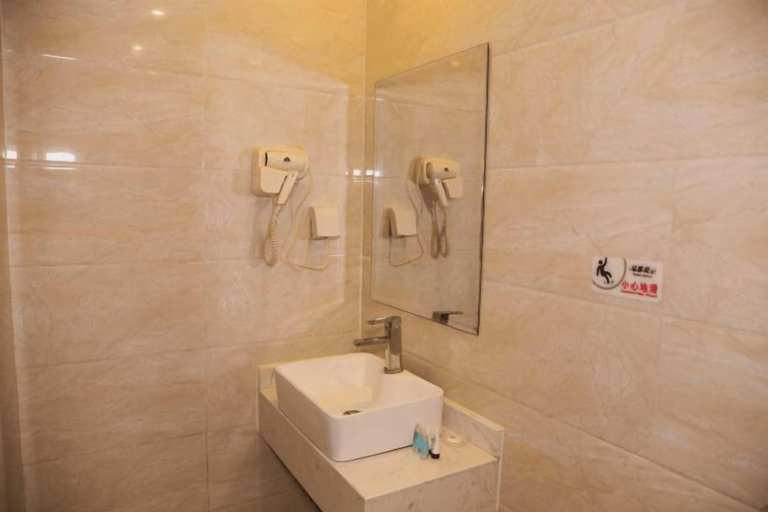 Bathroom, Beiliu Hyatt Hotel, Yulin