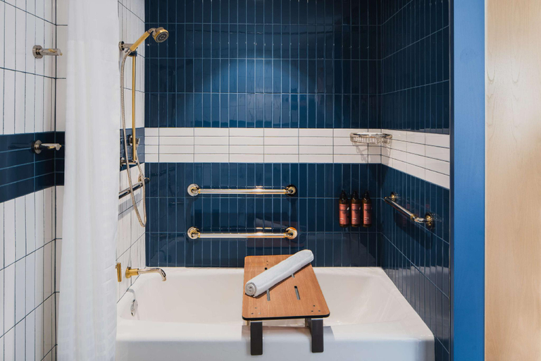 Bathroom 4