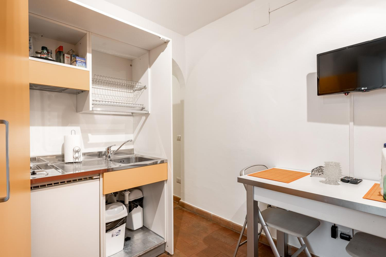 Others 2, GuestHost - Torre dei Giudi apartments, Florence