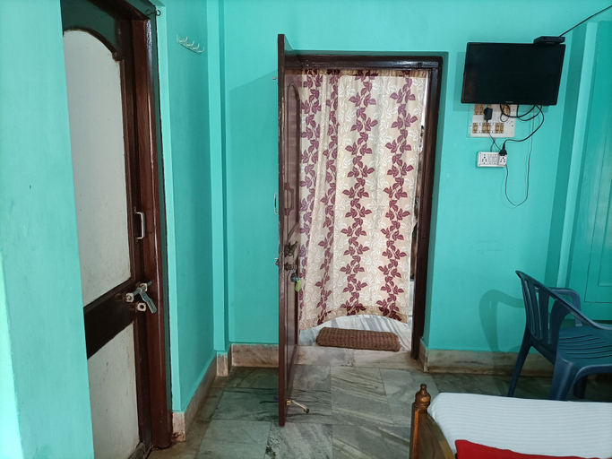 Bedroom 5, Puri, Puri