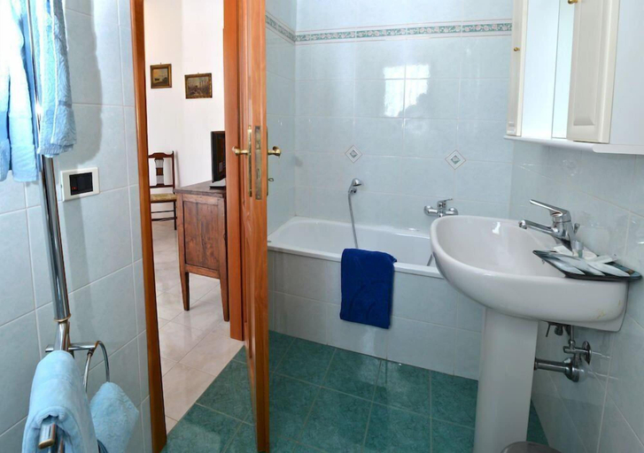 Bathroom 4, Le stanze di Cornelia, Rome