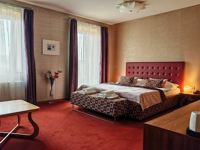 Bedroom 4, Hotel Rajska Zahrada, Náchod