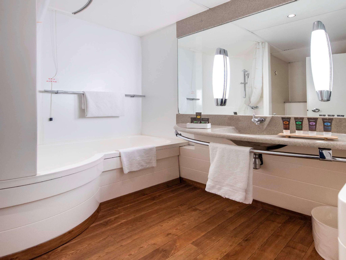 Bathroom 6
