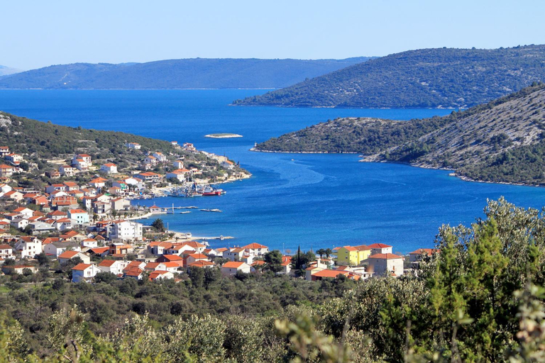 Others 3, Apartments by the sea Vinisce, Trogir - 18674, Marina