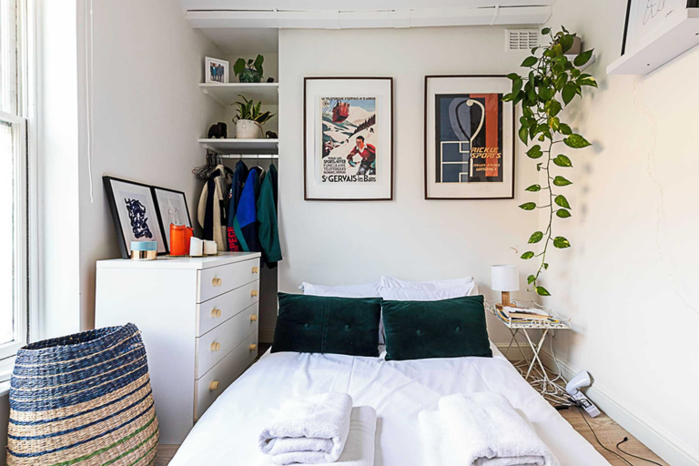 Bedroom 2, Colourful and Cosy Home in De Beauvoir Town, London