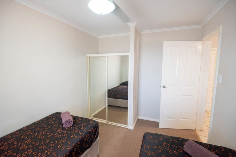 Bedroom 13