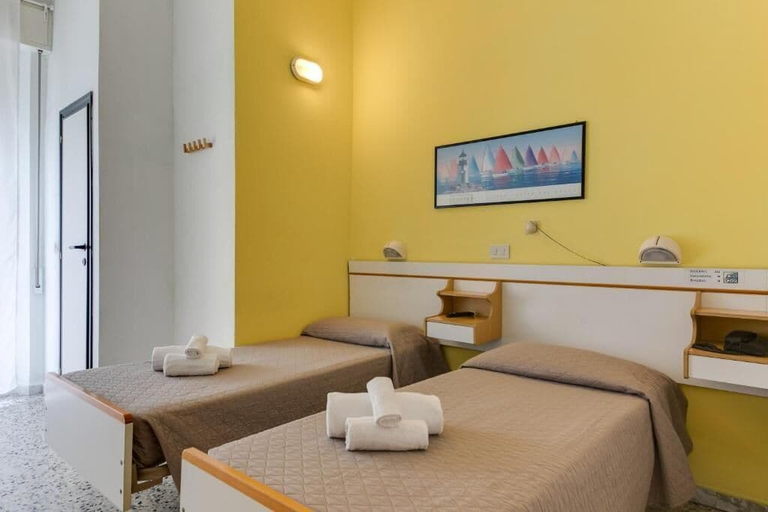 Bedroom 3, Hotel Villa Merope, Rimini