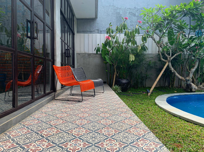 Sport & Beauty 2, Rumah Hadeka Petitenget, Badung