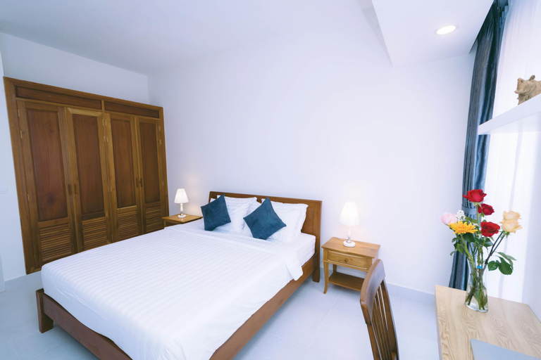 Bedroom 8
