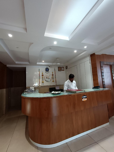 Others 4, Hotel Rishi International - Grant Road, Mumbai City
