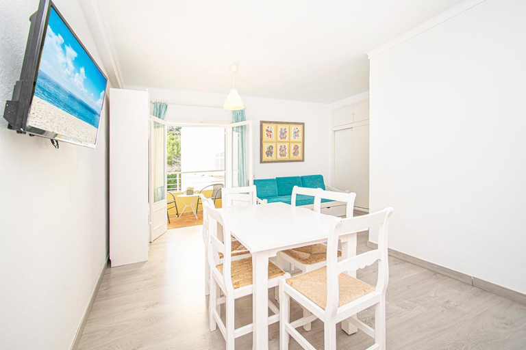 Others 5, Apartamentos Falco, Baleares