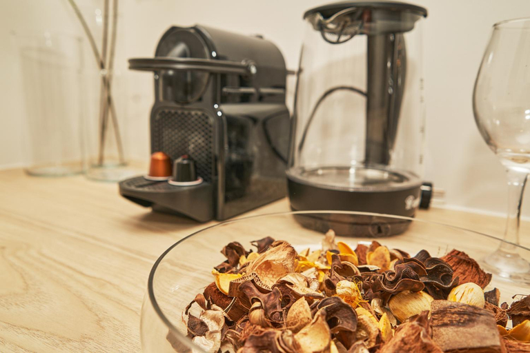 Food & Drinks, AK7 Boutique Suites, Budapesti