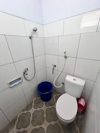 Bathroom 4, Griyo Tombo Kangen, Magetan