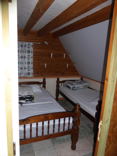 Bedroom 2, Camping du Nizour, Charente