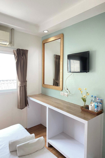 Bedroom 18