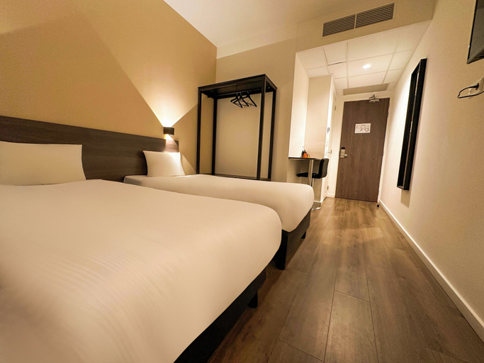 Bedroom 2, HOTELUX Amsterdam Airport Hotel, Haarlemmermeer