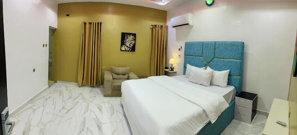 Room 5, Prime Hotel and Suites, Shagamu