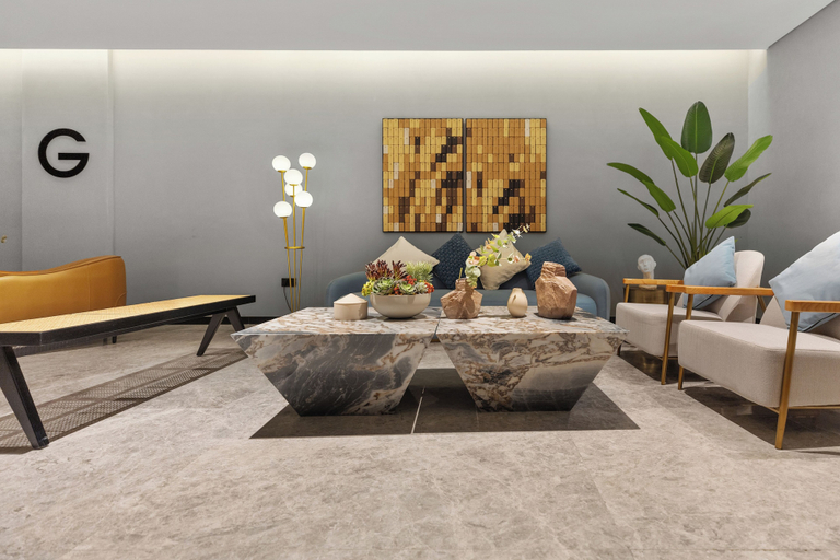 Reception 2, Waves - Stylish 13th-Floor Studio with Top-Notch Amenities, Dubai