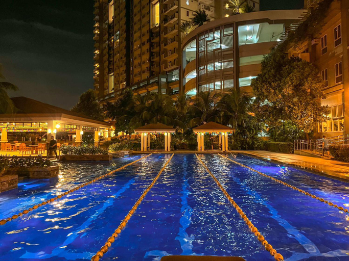 Others 3, Zinnia Towers 1BR Condo with PS4 Karaoke Netflix & Swimming Pool, Quezon City