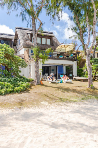 BlueMoon Villa on The Beach