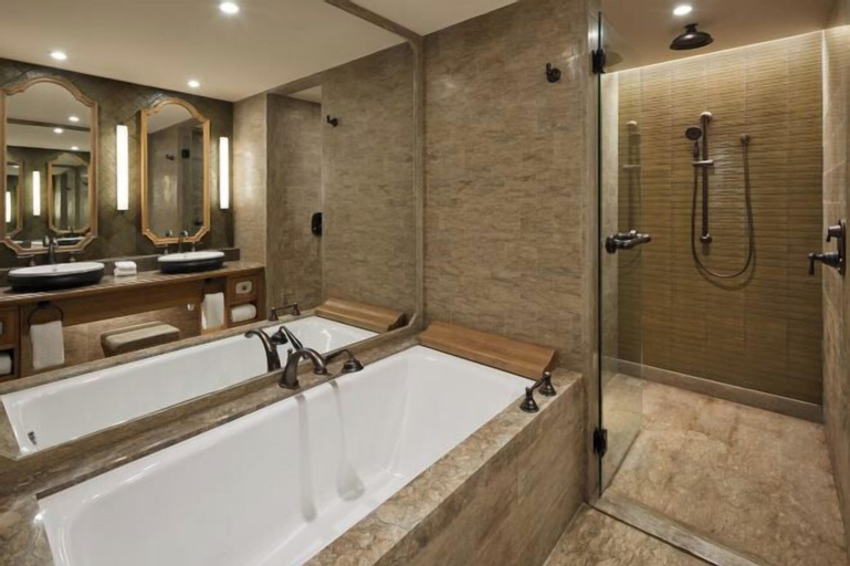 Bathroom 23