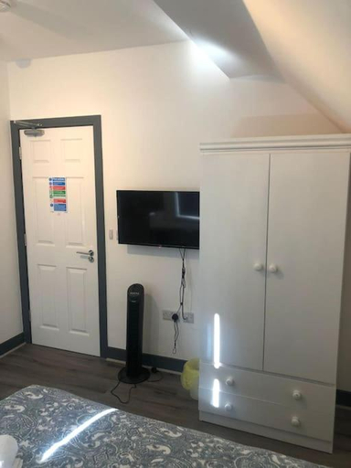 Others 3, Newly refurbished studio, great location 8 studios, Nottingham